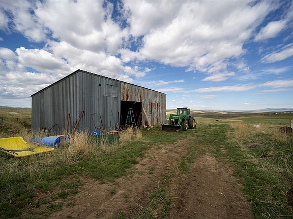 5th image of 42650 McGuire Lane