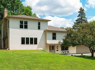 2210 Decatur Ave N, Golden Valley, MN 55427