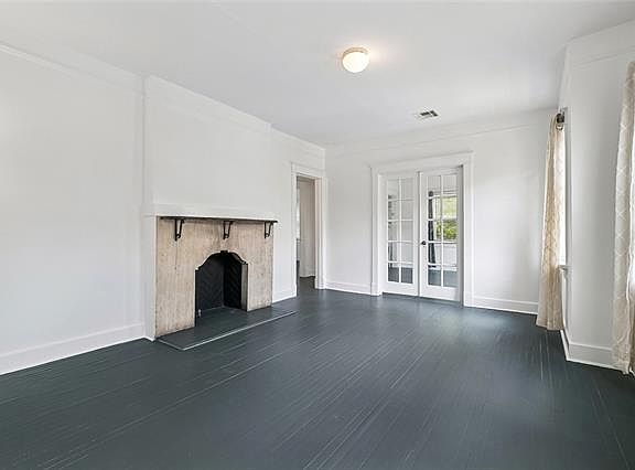2nd image of 7324 Maple St
