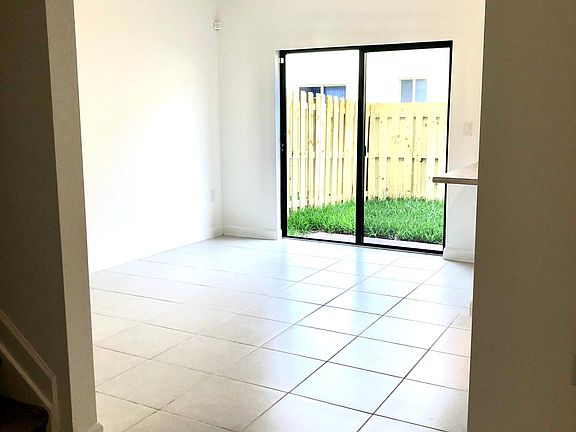 4th image of 5413 SW 14th St #5413