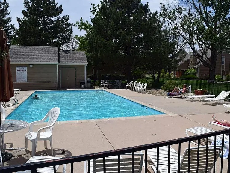 1987 S Xanadu Way — Photo 18