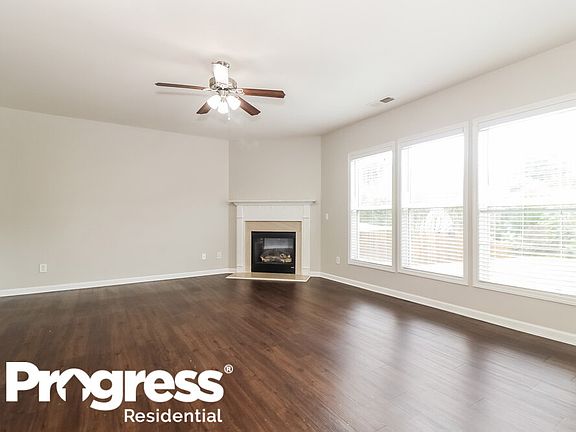 4th image of 966 Westmoreland Ln