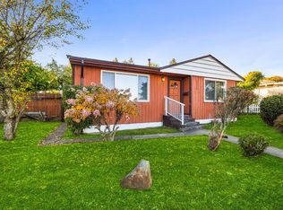 107 Sapper St, New Westminster, BC V3L 3Y6