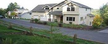 1st image of 1515 Hillside Dr SE