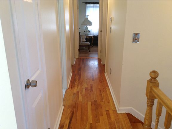 4th image of 171 Frederick Ave