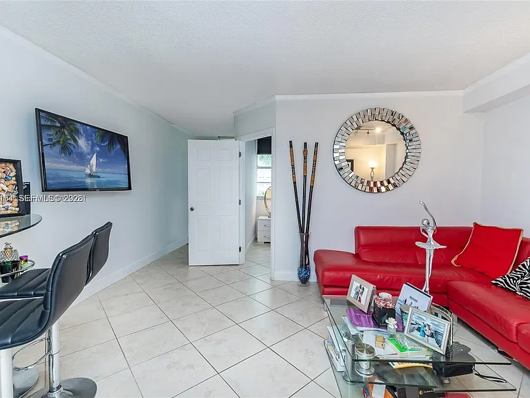 905 Brickell Bay Dr #623 — Photo 7