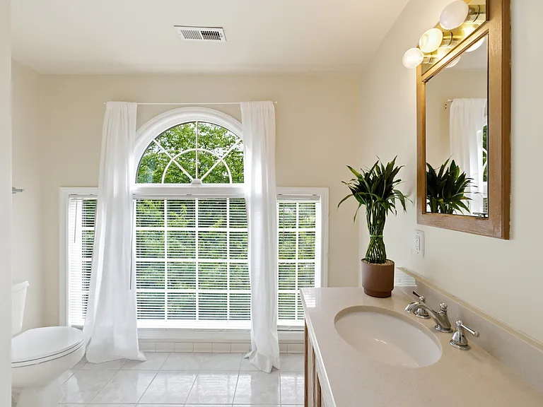 2725 Oldewood Dr — Photo 30