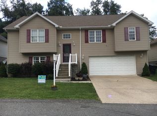 256 Hanalei Dr, Morgantown, WV 26508
