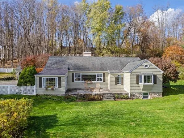 73 Primrose Street, Katonah, NY 10536