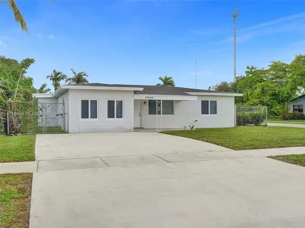 4540 SW 21st St, Hollywood, FL 33023