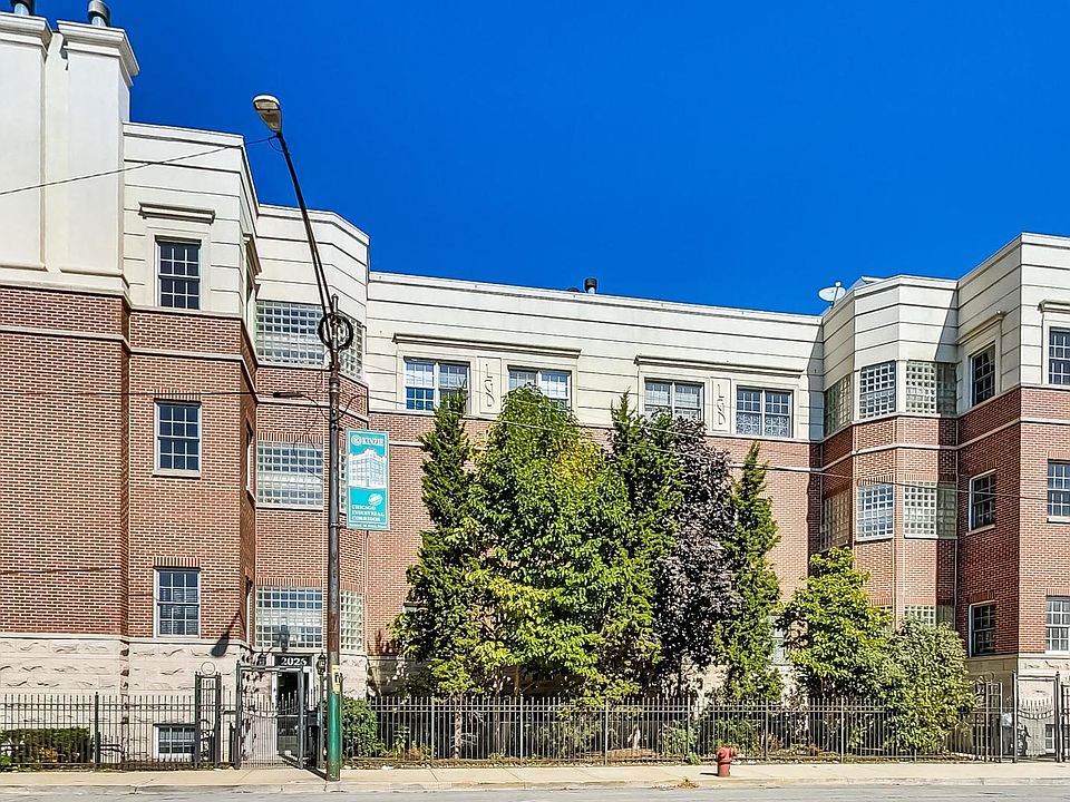 1st image of 2020 W Grand Ave APT E