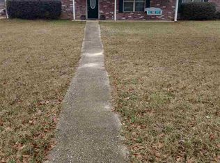 205 Redbud Dr, White Oak, TX 75693