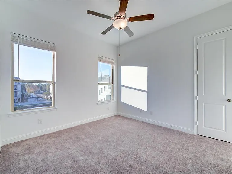 1415 Adell Rose Ln — Photo 24