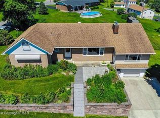7314 1st St, Slatington, PA 18080