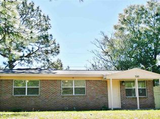 7185 Oakcliff Dr, Pensacola, FL 32526