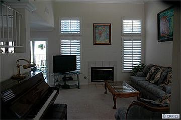 3rd image of 6259 E Twin Peak Cir