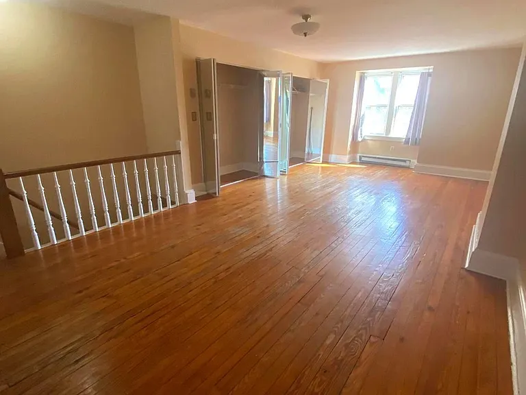 1520 Penn St — Photo 13