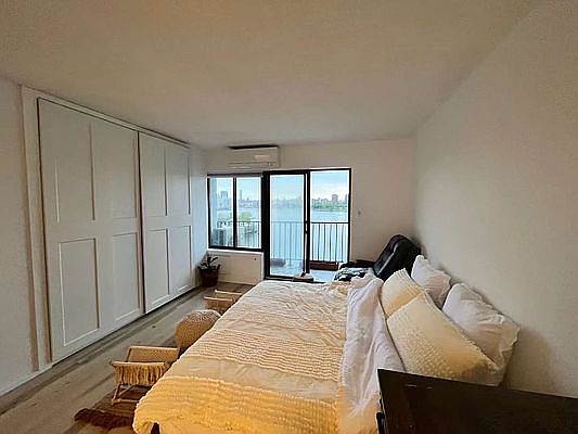 5th image of 25-40 Shore Blvd #7P