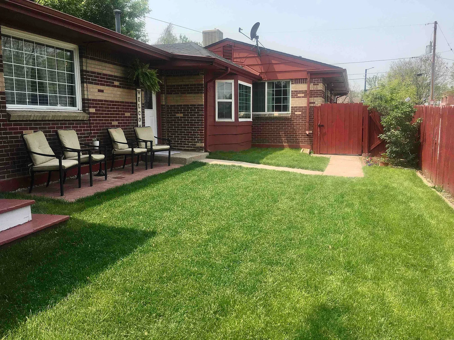3 bed, 1800 sqft, $2,095 — Photo 1