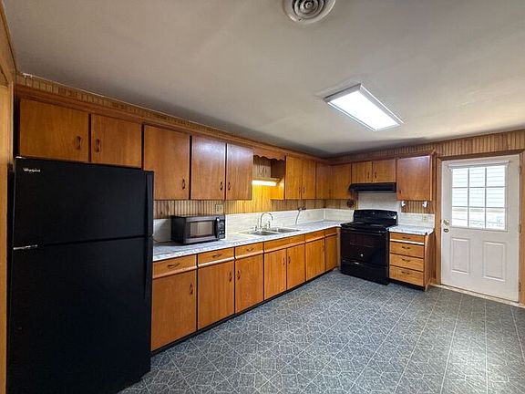5th image of 419 Greystone Rd