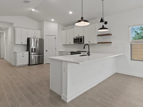 42510 W Peters Drive, Maricopa, AZ 85138