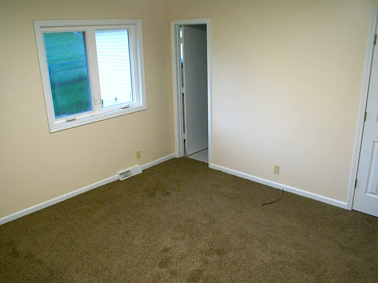 11220 Curtis Ave — Photo 22