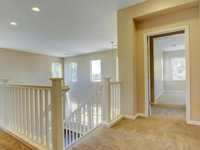 2513 Dakota Ave — Photo 5