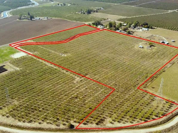 4610 W Oakdale Rd, Winton, CA 95388