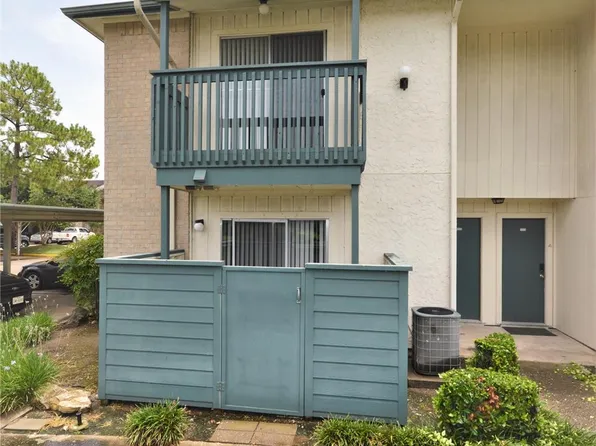 250 El Dorado Blvd APT 117, Webster, TX 77598