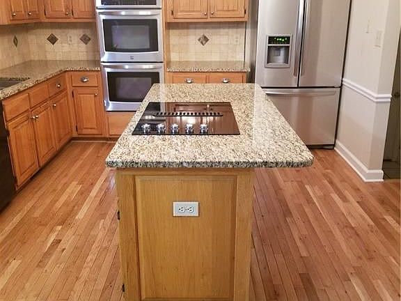 5th image of 9180 Chapelwood Dr
