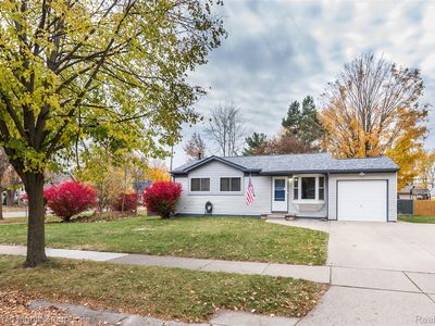 115 Wellington Dr, South Lyon, MI, 48178