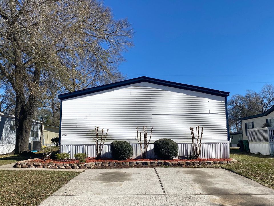 2nd image of 24522 Strong Pine Dr