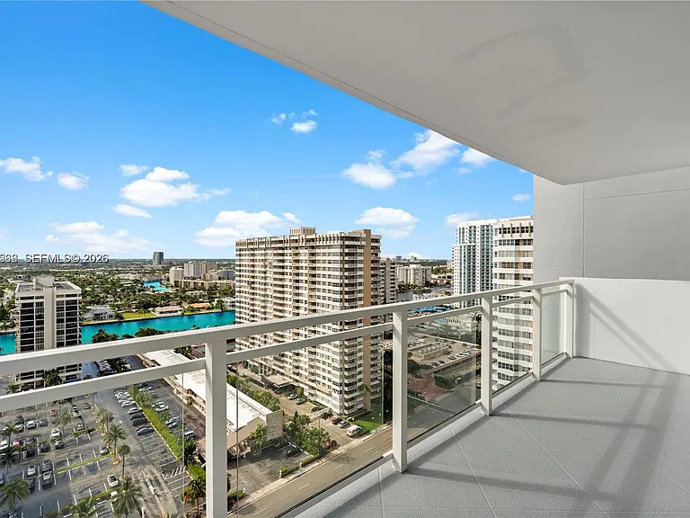 2030 S Ocean Dr #2127 — Photo 2