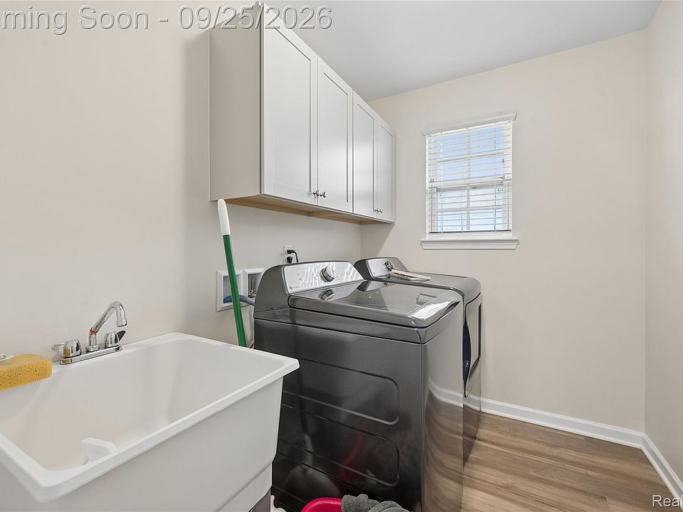 24886 Canoe Dr, photo 22