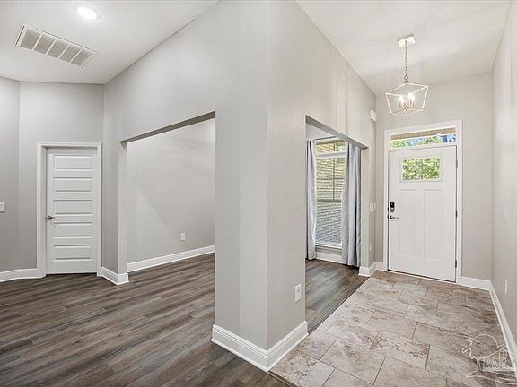 3rd image of 3332 Lowery Dr