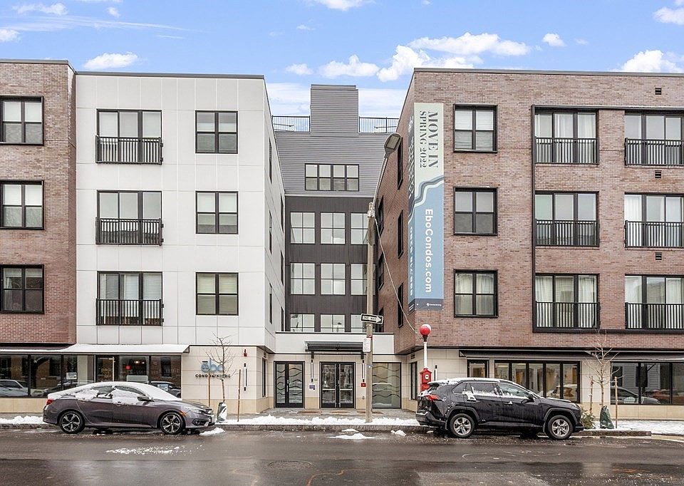 1st image of 205 Maverick St #201