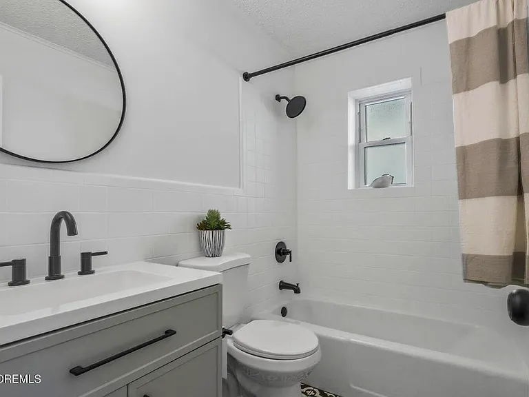 455 Ocean Blvd #27 — Photo 6