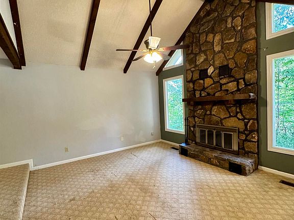 4th image of 224 Redwood Dr