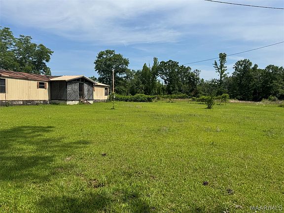 5th image of 375 N Bethlehem Rd
