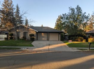 3694 W Beechwood Ave, Fresno, CA
