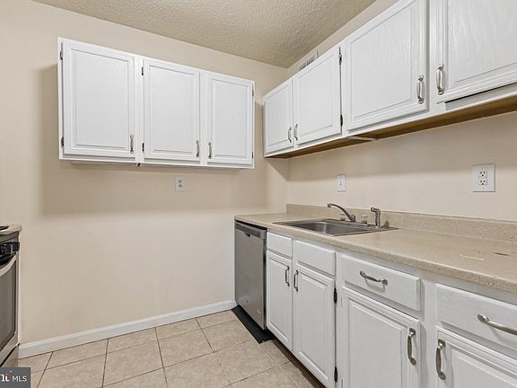 2nd image of 1250 4th St SW #W214