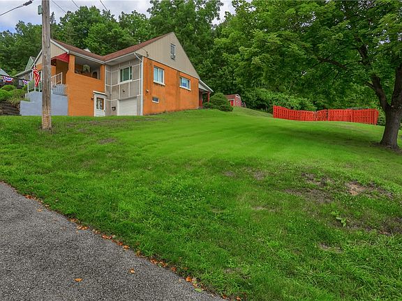 5th image of 108 Hazen Ave