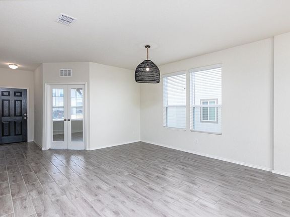 5th image of 319 Salz Way
