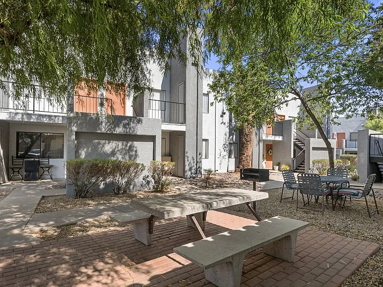 Acacia Hills — Photo 39