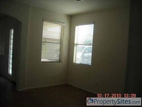 5th image of 42356 W Chisholm Dr
