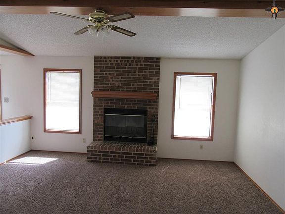 3rd image of 2100 E 2nd St