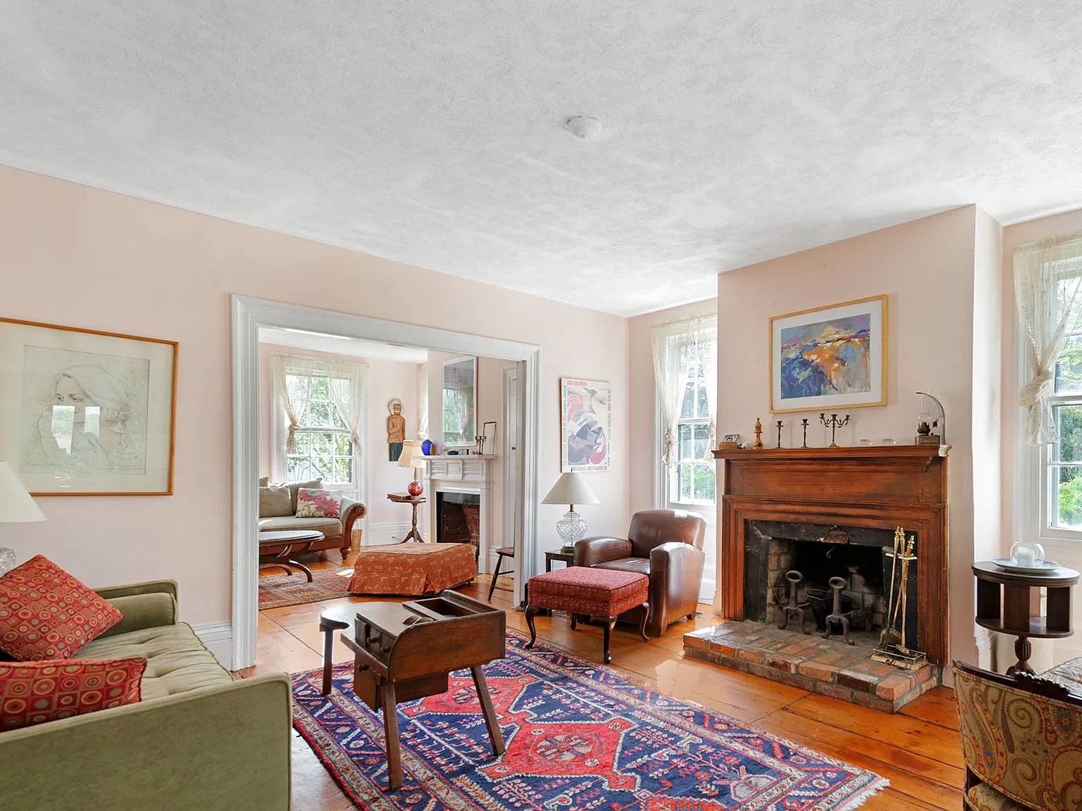 Sag Harbor Village Waterfront Cottage — Photo 4