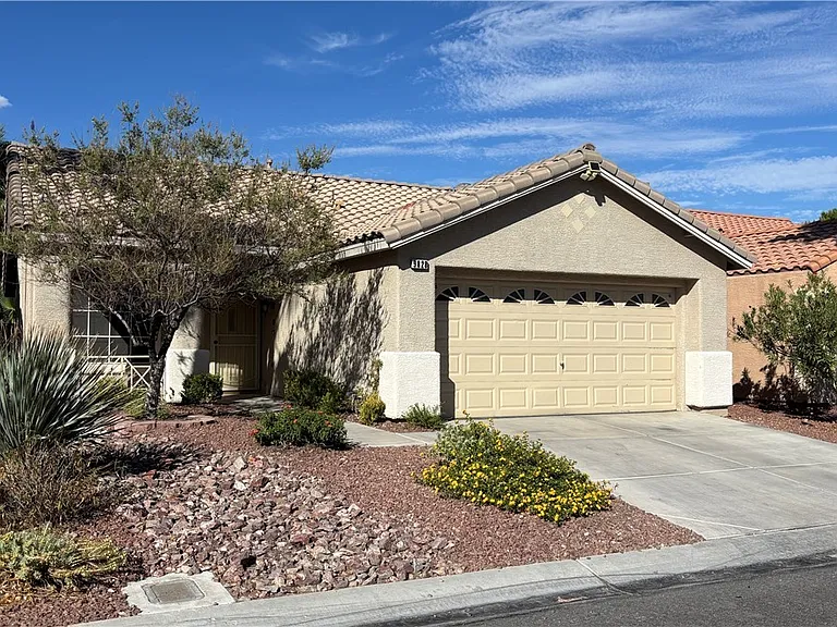 9828 Piper Glen Pl — Photo 3
