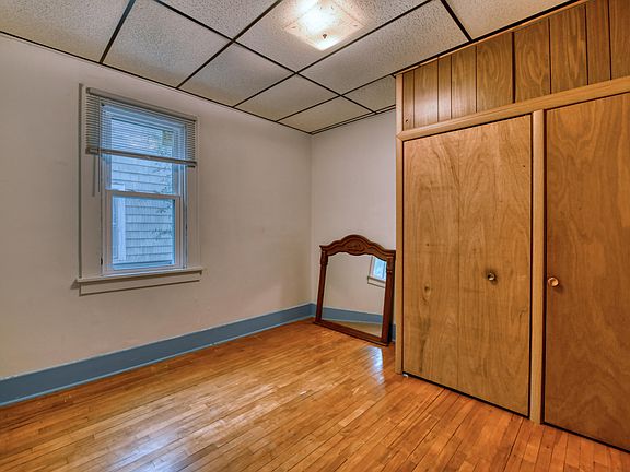 14th image of 109 S 5th St