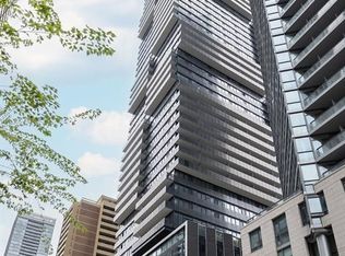 55 Charles St E #3913, Toronto, ON M4Y 0J1